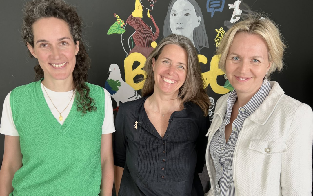 Virginie Calmels avec Marie Eloy et Cécile Orjubin pour parler de l'esprit entrepreneurial